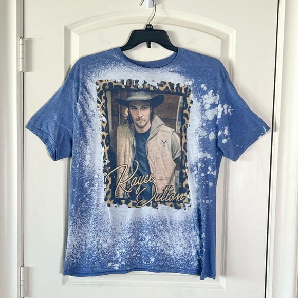 Kayce Dutton Yellowstone Bleached out Tee - Picture 1 of 5